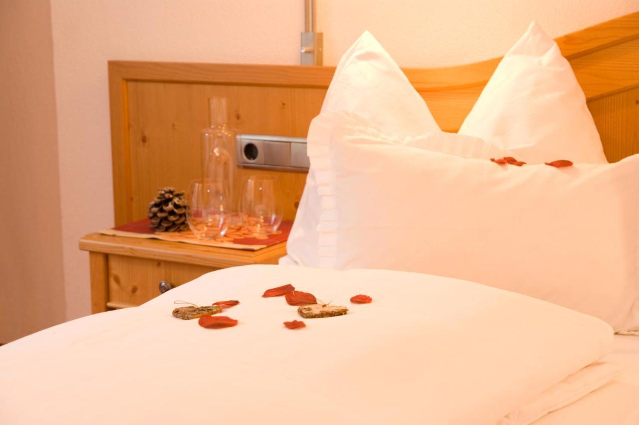 Haus Battisti Hotel ซังคท์อันทอนอัมอาร์ลแบร์ก ภายนอก รูปภาพ