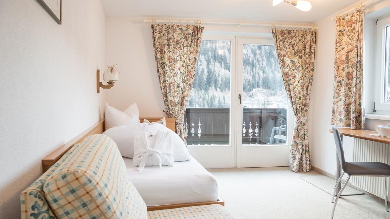 Haus Battisti Hotel ซังคท์อันทอนอัมอาร์ลแบร์ก ภายนอก รูปภาพ