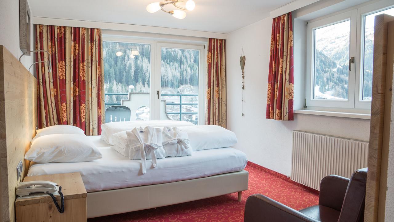 Haus Battisti Hotel ซังคท์อันทอนอัมอาร์ลแบร์ก ภายนอก รูปภาพ